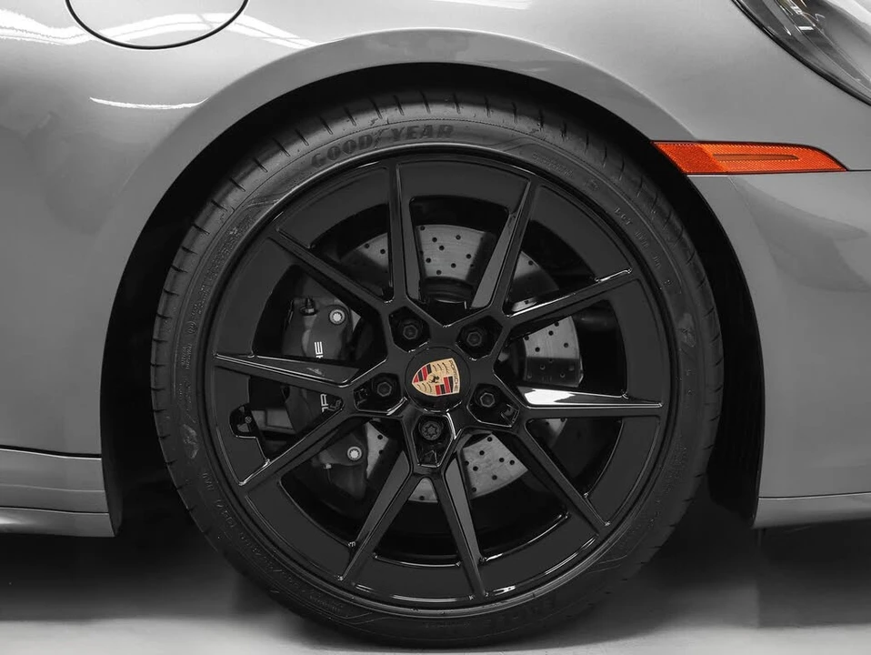 2026 Porsche 992 Carrera T - Image 20 of 31