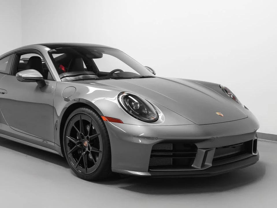 2026 Porsche 992 Carrera T - Image 9 of 31