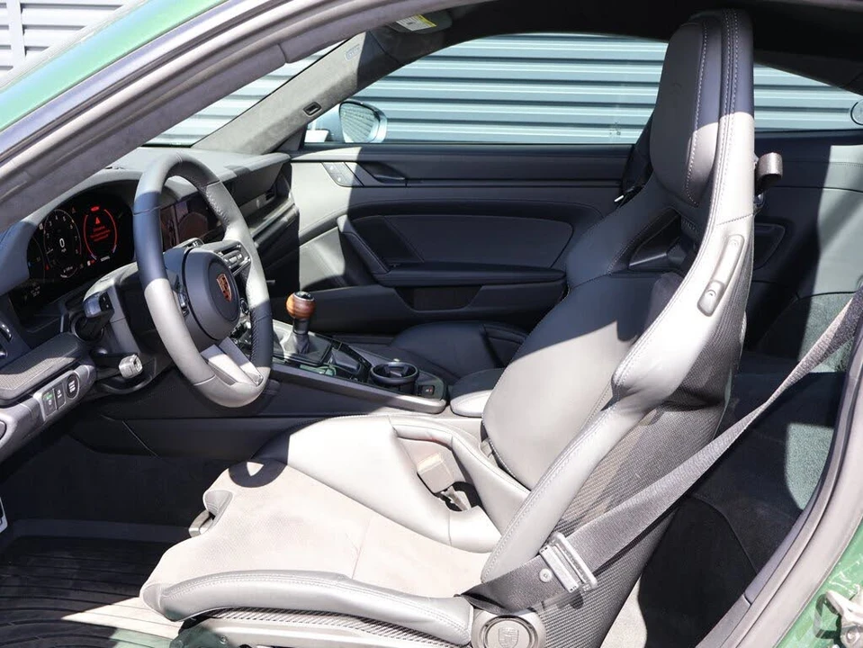 2026 Porsche 992 Carrera T - Image 5 of 31