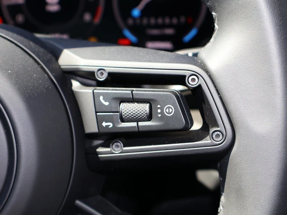 2026 Porsche 992 Carrera T - Image 18 of 31