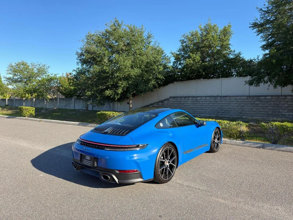 2026 Porsche 992 Carrera T - Image 6 of 7