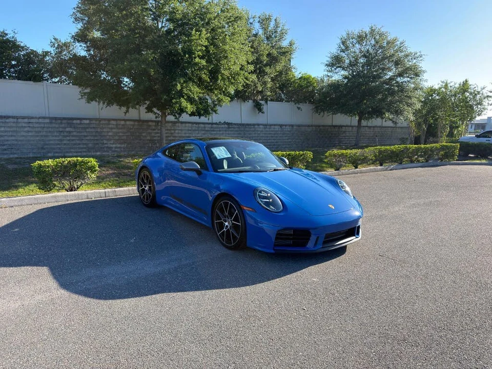 2026 Porsche 992 Carrera T - Image 4 of 7