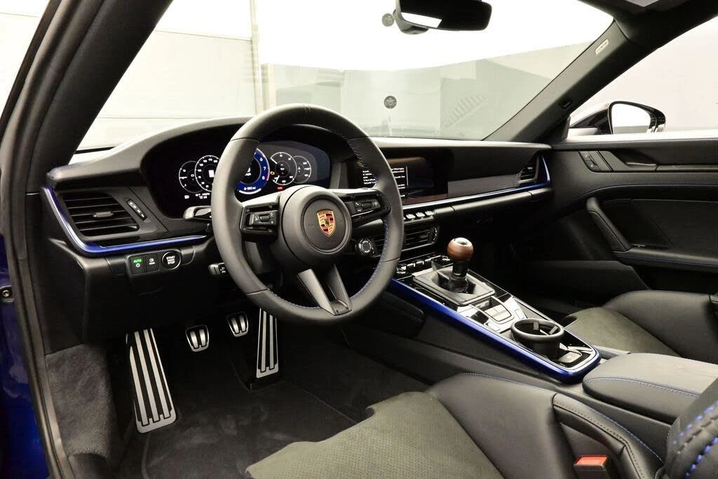2026 Porsche 992 Carrera T - Image 4 of 29