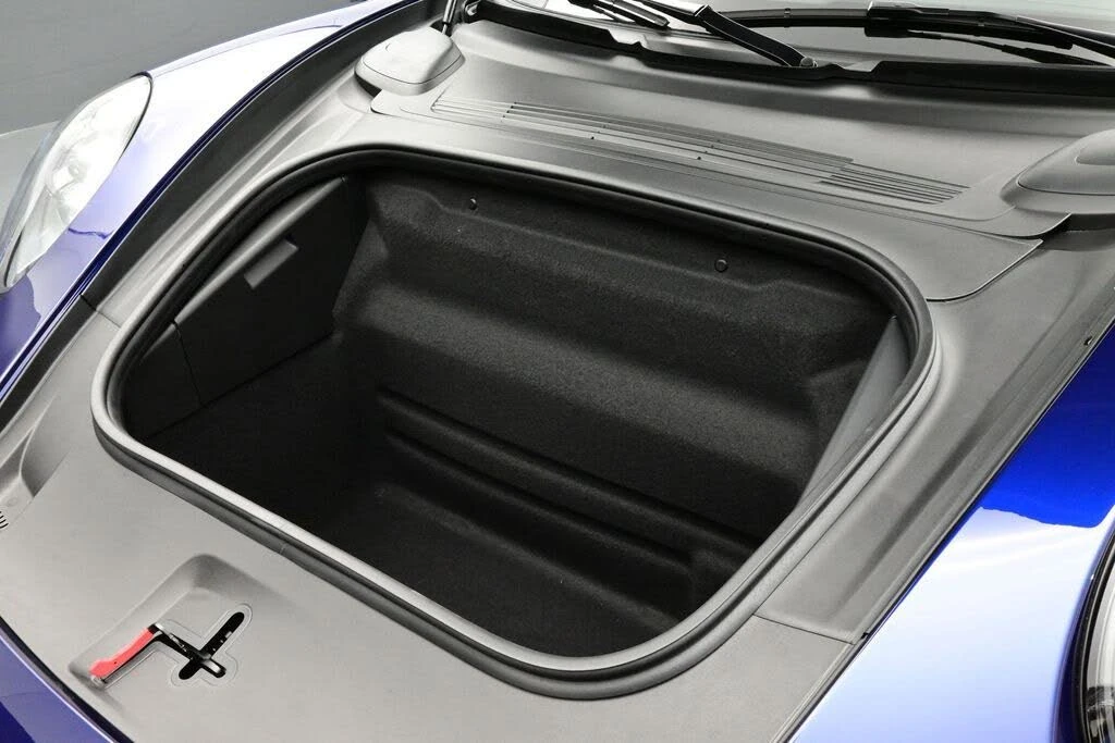 2026 Porsche 992 Carrera T - Image 16 of 29