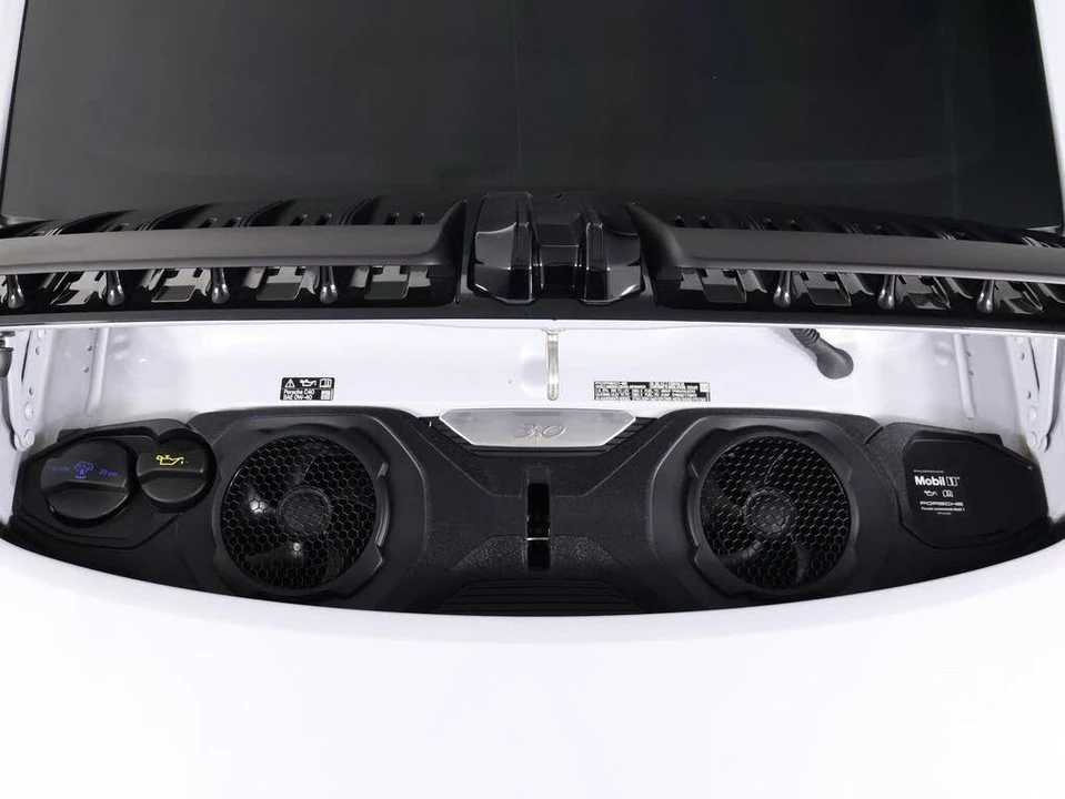 2026 Porsche 992 Carrera T - Image 25 of 31