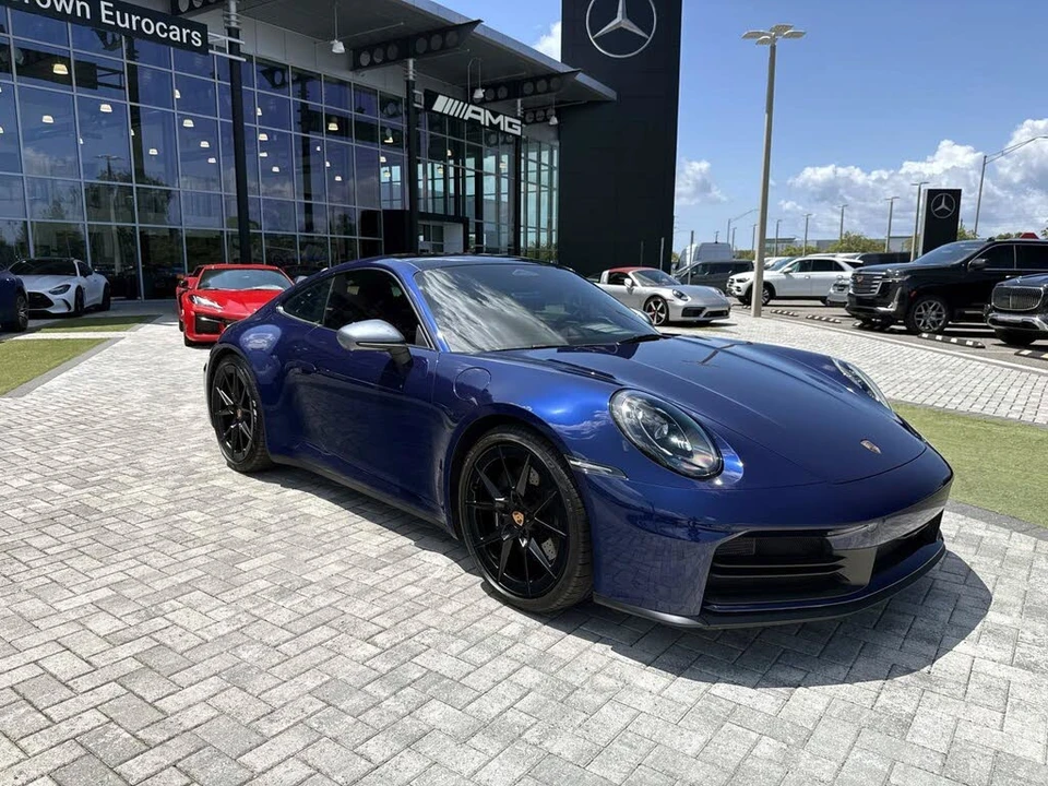 2026 Porsche 992 Carrera T - Image 7 of 27