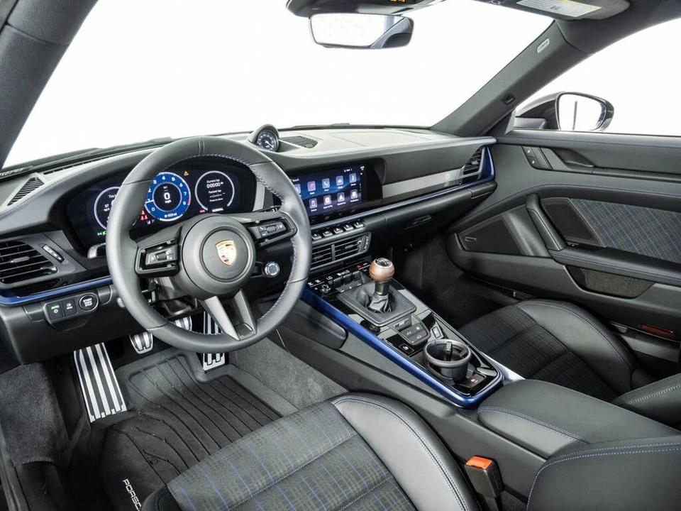 2026 Porsche 992 Carrera T - Image 4 of 30
