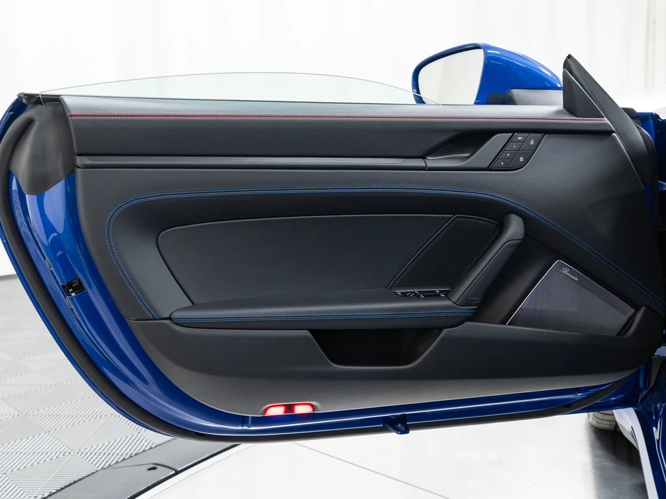 2026 Porsche 992 Carrera T - Image 17 of 31