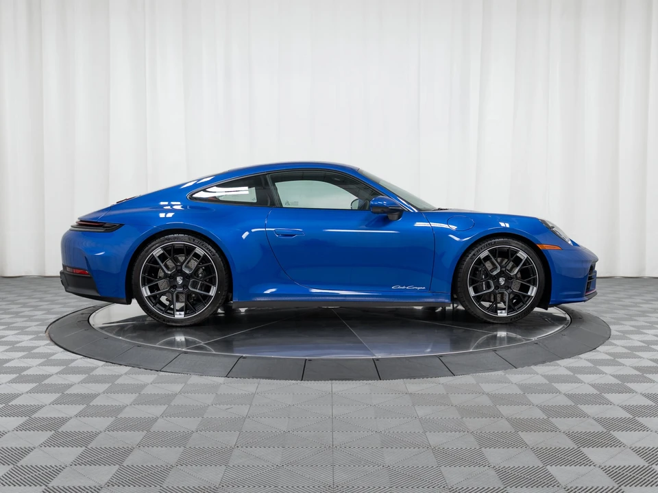 2026 Porsche 992 Carrera T - Image 8 of 31