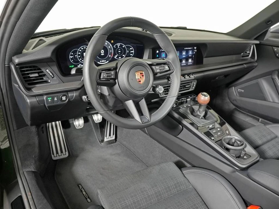 2026 Porsche 992 Carrera T - Image 4 of 5