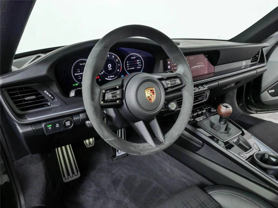 2026 Porsche 992 Carrera T - Image 4 of 5