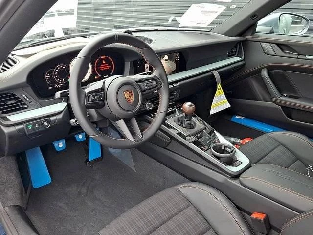 2026 Porsche 992 Carrera T - Image 4 of 4