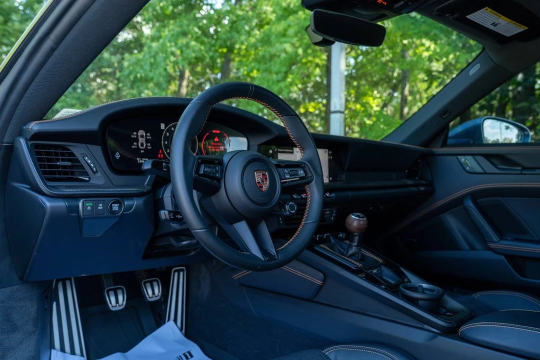 2026 Porsche 992 Carrera T - Image 4 of 4