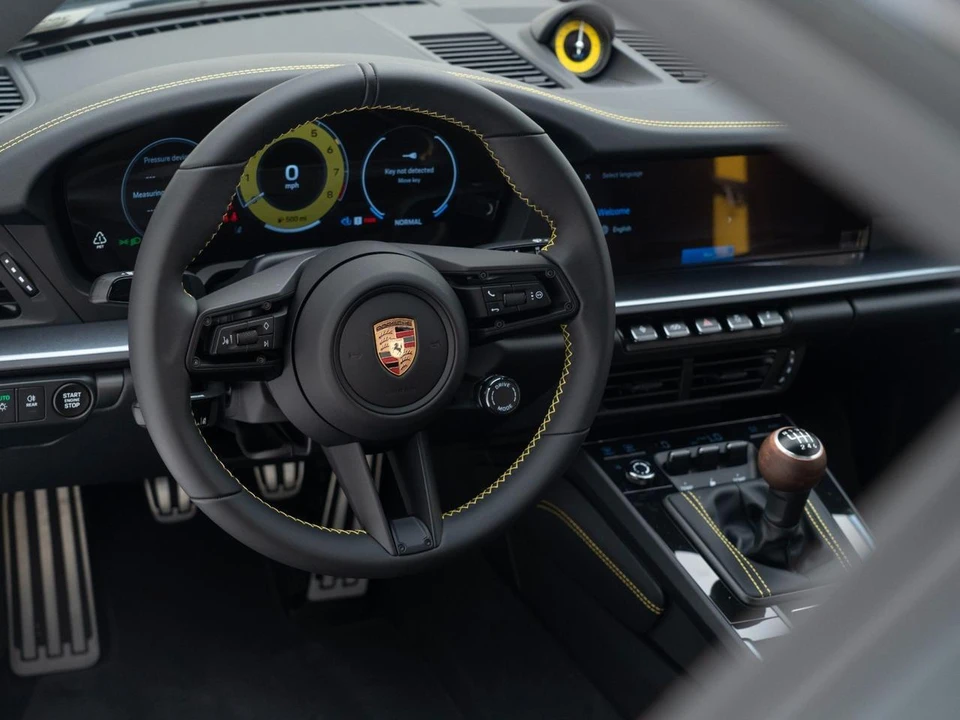 2026 Porsche 992 Carrera T - Image 20 of 31