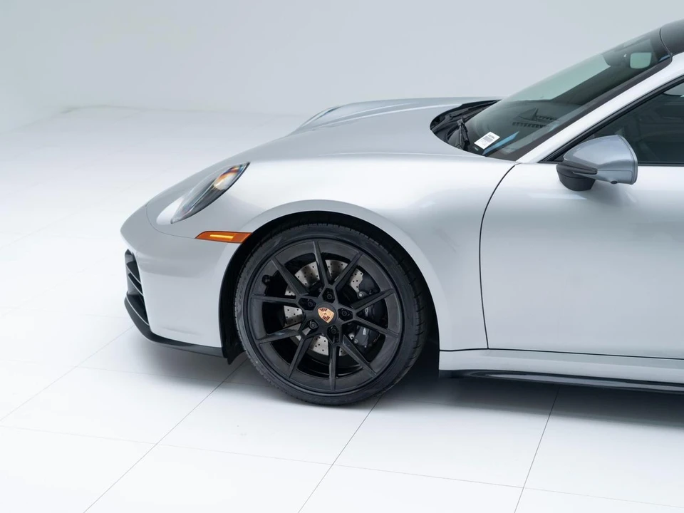2026 Porsche 992 Carrera T - Image 11 of 31