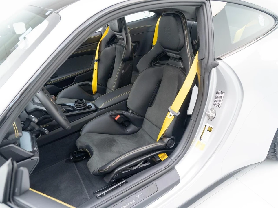 2026 Porsche 992 Carrera T - Image 5 of 31