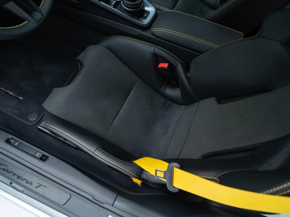 2026 Porsche 992 Carrera T - Image 17 of 31