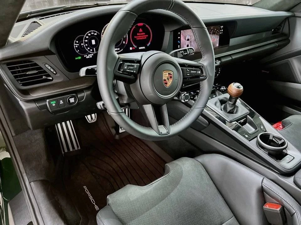 2026 Porsche 992 Carrera T - Image 4 of 4