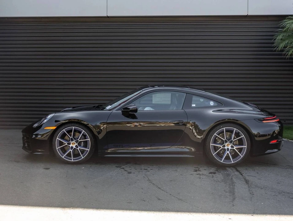 2026 Porsche 992 Carrera T - Image 2 of 5