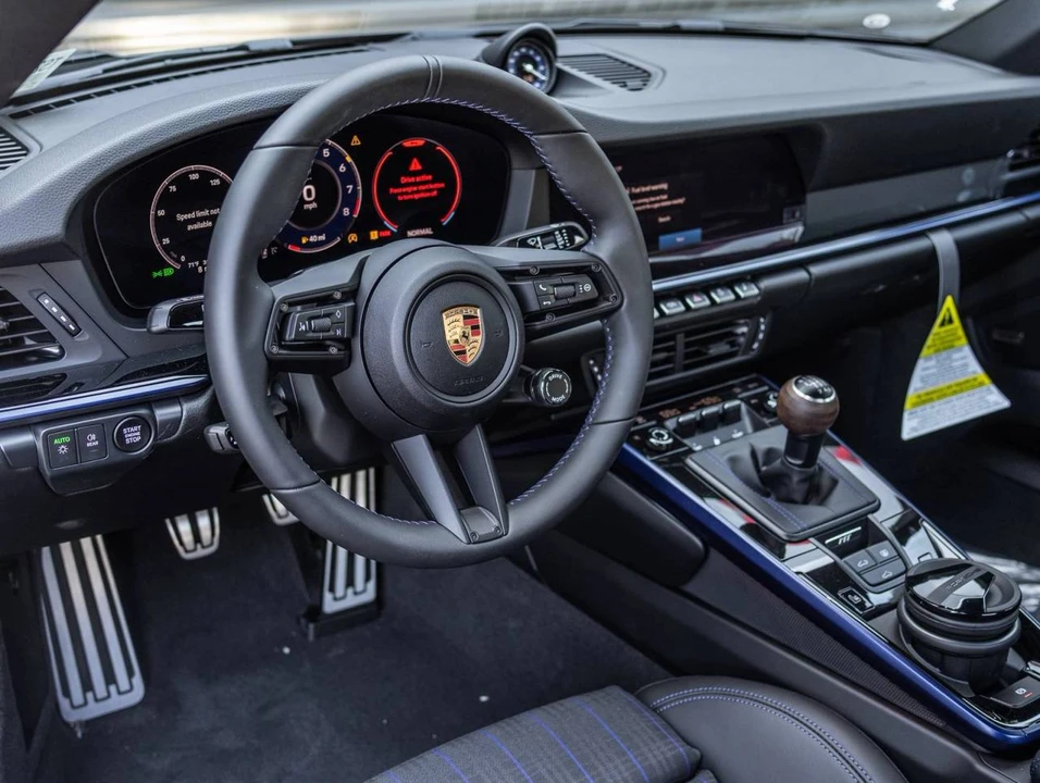 2026 Porsche 992 Carrera T - Image 4 of 5