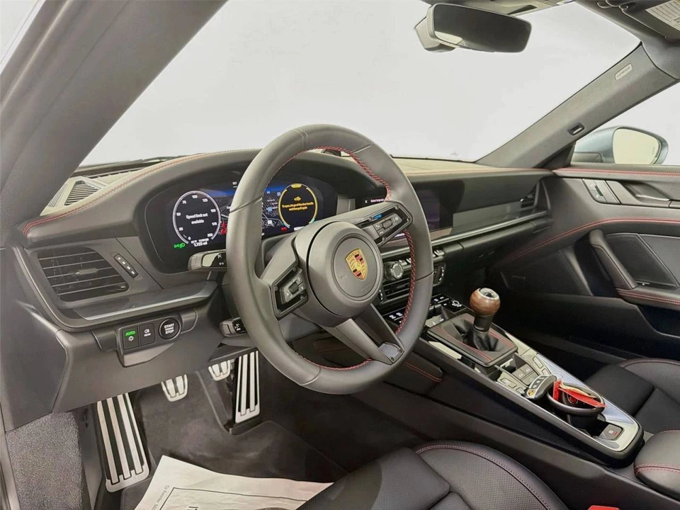 2026 Porsche 992 Carrera T - Image 4 of 5