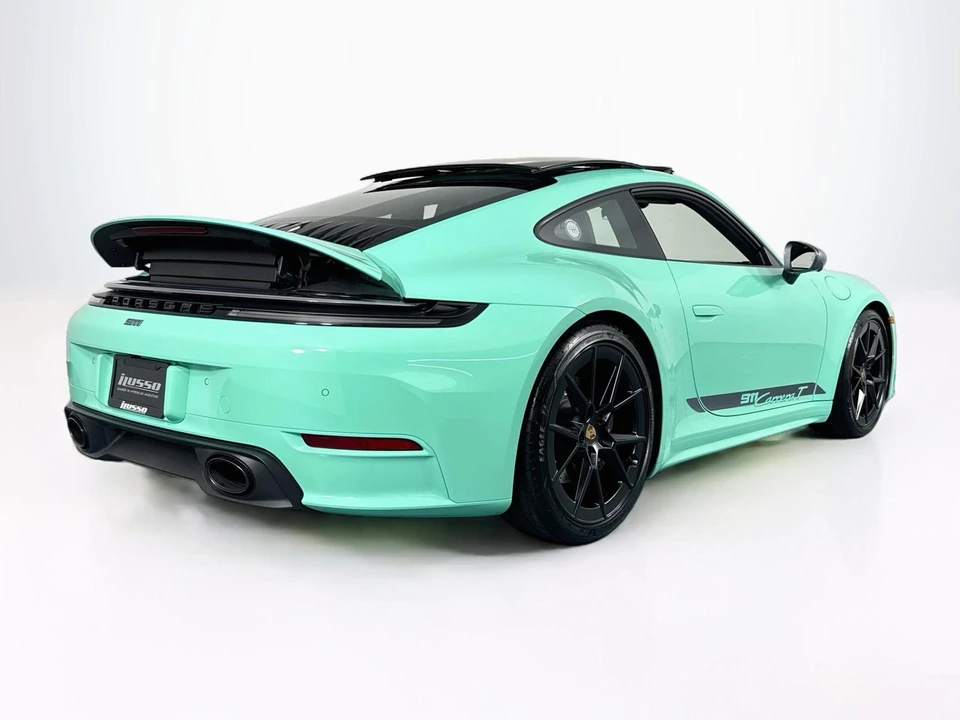 2026 Porsche 992 Carrera T - Image 5 of 31