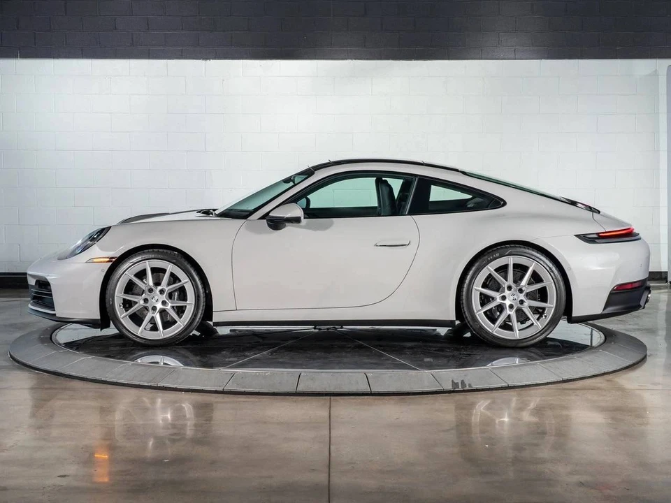 2026 Porsche 992 Carrera - Image 2 of 5