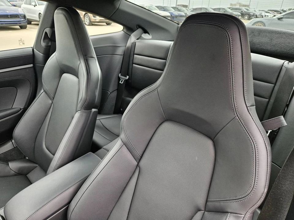 2026 Porsche 992 Carrera - Image 5 of 5