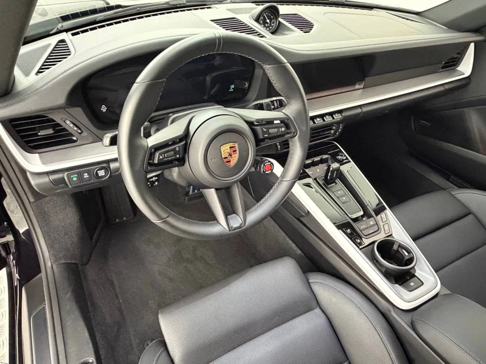 2026 Porsche 992 Carrera - Image 4 of 5