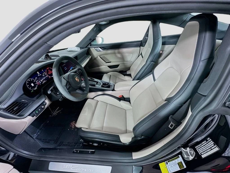 2026 Porsche 992 Carrera - Image 5 of 5