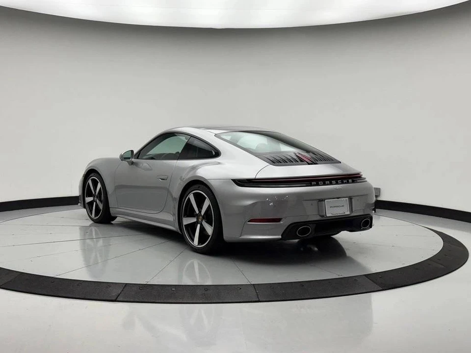 2026 Porsche 992 Carrera - Image 3 of 4