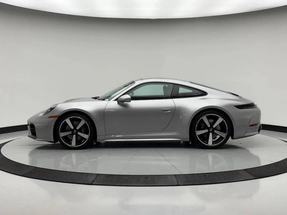 2026 Porsche 992 Carrera - Image 2 of 4