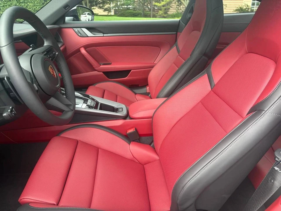 2026 Porsche 992 Carrera - Image 5 of 5