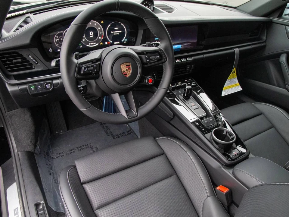 2026 Porsche 992 Carrera - Image 4 of 5