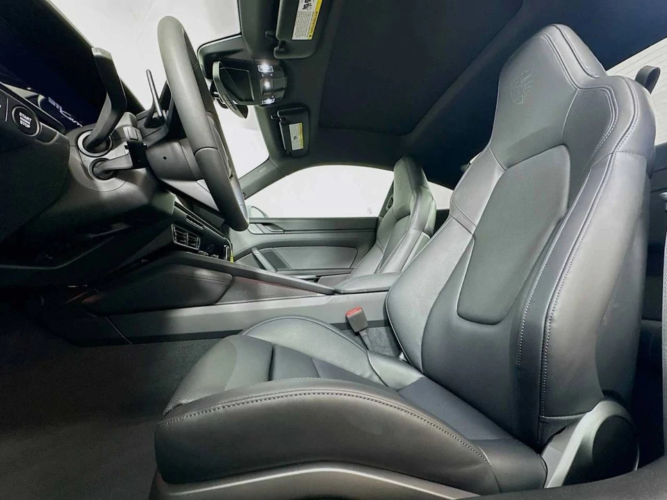 2026 Porsche 992 Carrera - Image 5 of 5