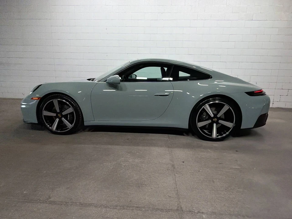 2026 Porsche 992 Carrera - Image 2 of 5