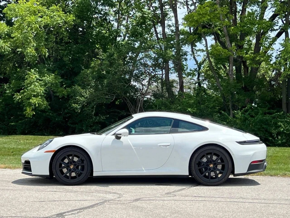 2026 Porsche 992 Carrera - Image 2 of 5