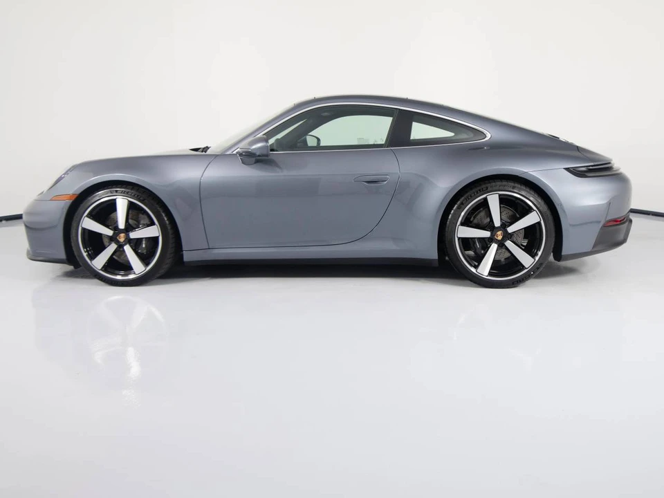 2026 Porsche 992 Carrera - Image 2 of 4