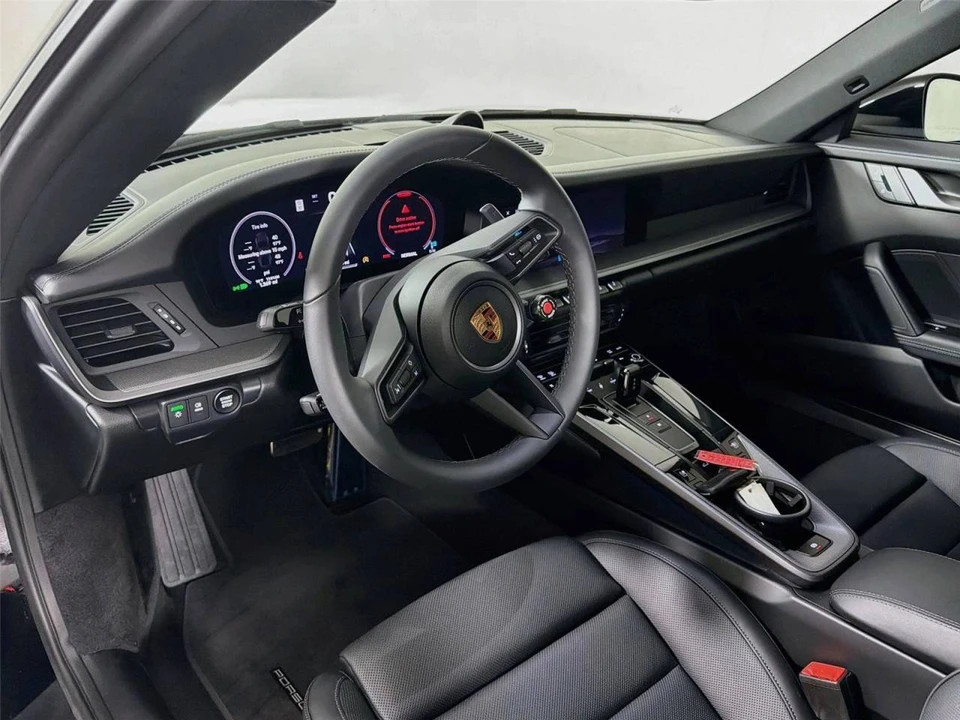 2026 Porsche 992 Carrera - Image 4 of 5