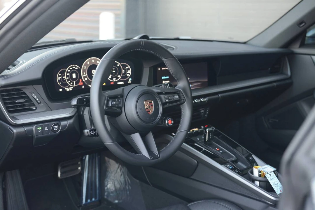 2026 Porsche 992 Carrera - Image 4 of 5