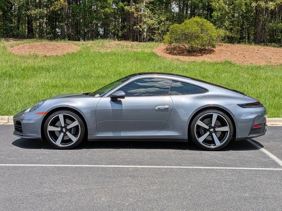 2026 Porsche 992 Carrera - Image 2 of 5