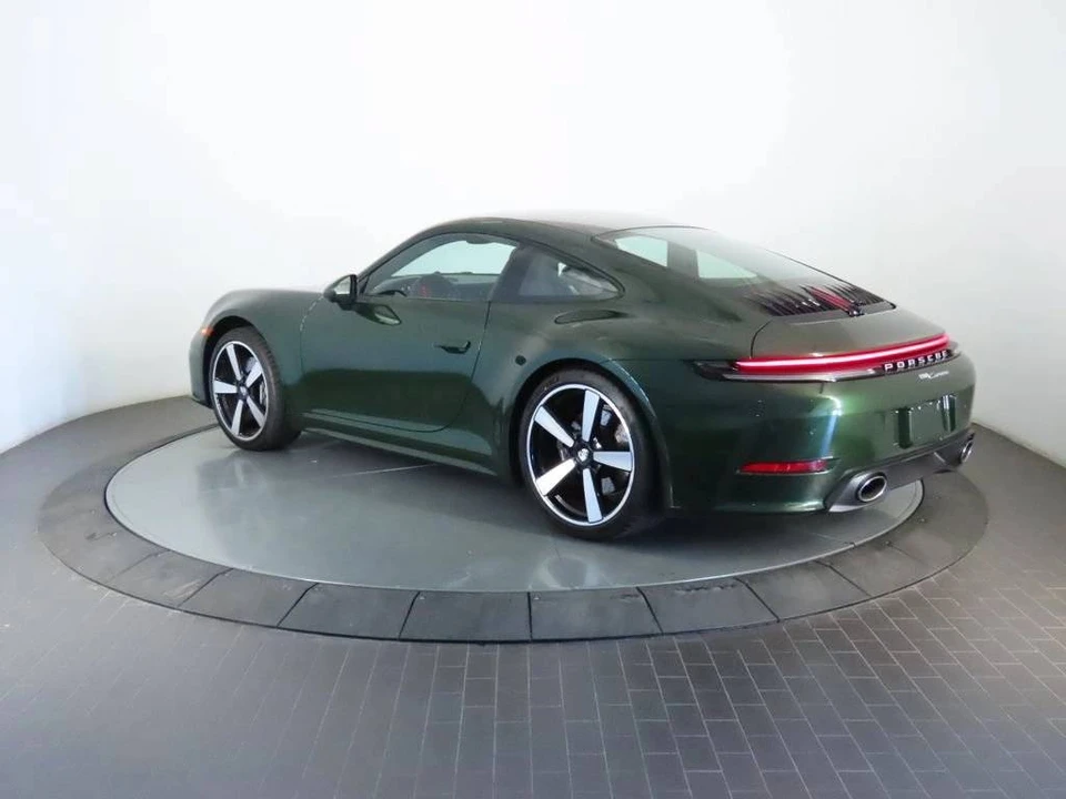 2026 Porsche 992 Carrera - Image 3 of 5