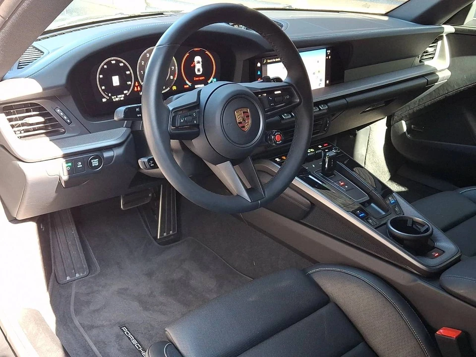 2026 Porsche 992 Carrera - Image 4 of 4