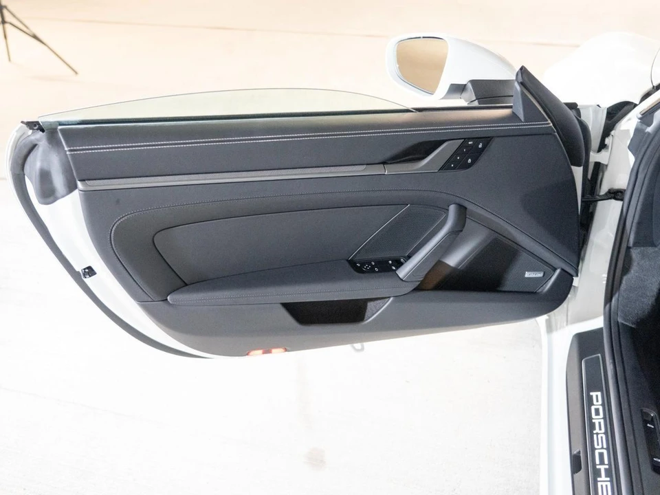 2026 Porsche 992 Carrera - Image 18 of 26
