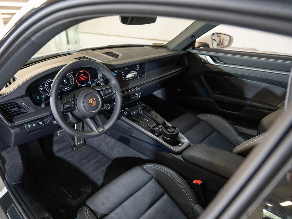 2026 Porsche 992 Carrera - Image 5 of 26