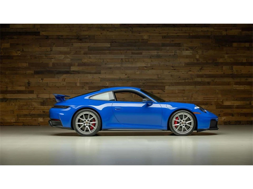 2026 Porsche 992 Carrera - Image 3 of 4