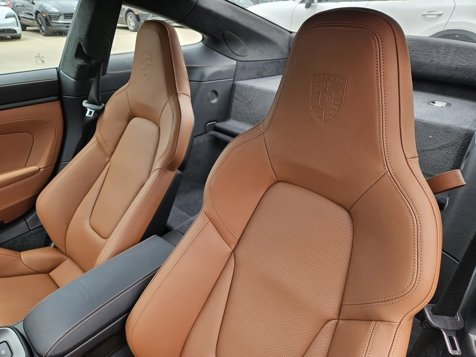 2026 Porsche 992 Carrera - Image 5 of 30