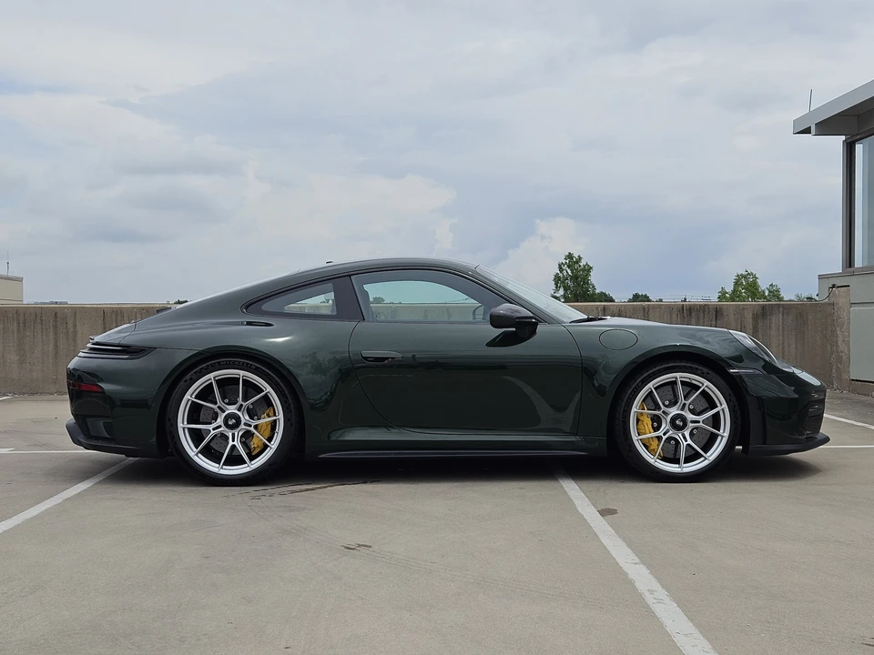 2026 Porsche 992 Carrera - Image 8 of 30