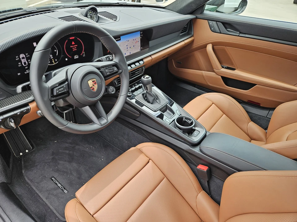2026 Porsche 992 Carrera - Image 4 of 30