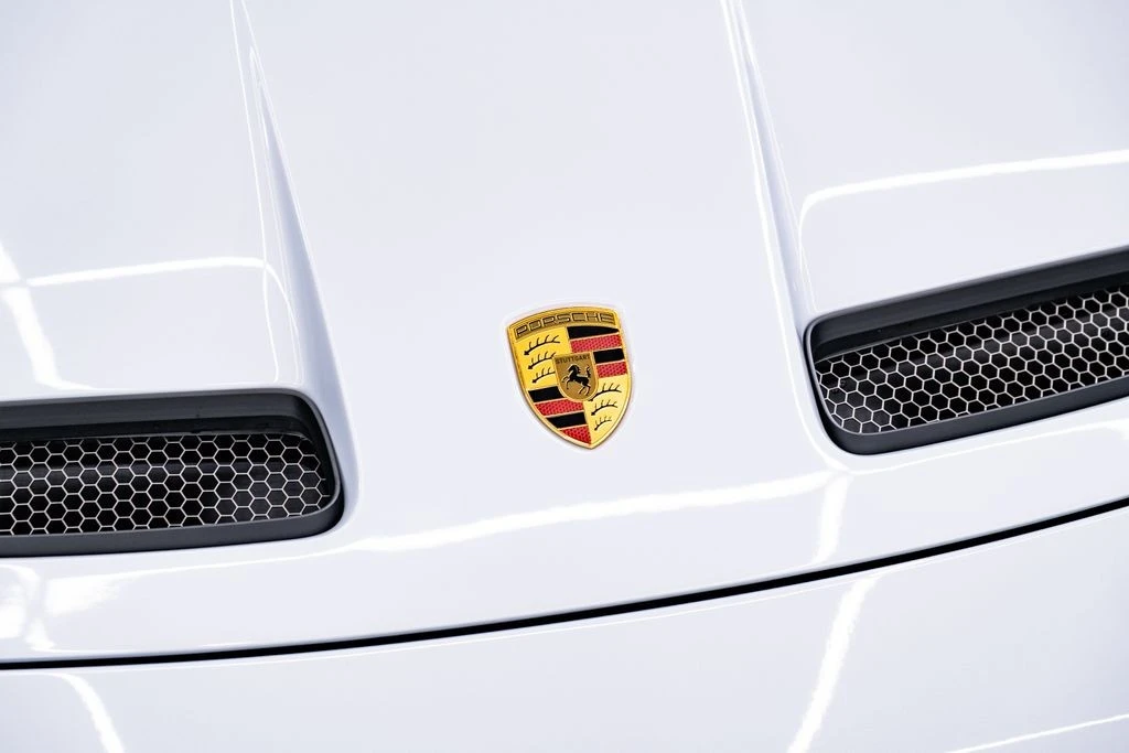 2026 Porsche 992 GT3 - Image 9 of 31